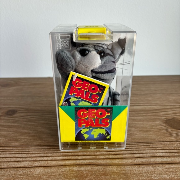 “Jynx” Geo Pals Canada Lynx Bean Bag Plush Animal - Picture 2 of 9